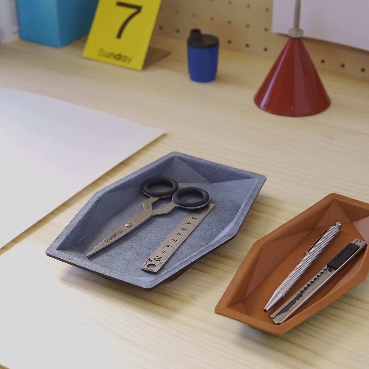 Hexa Leather Tray M / ヘキサレザートレイM