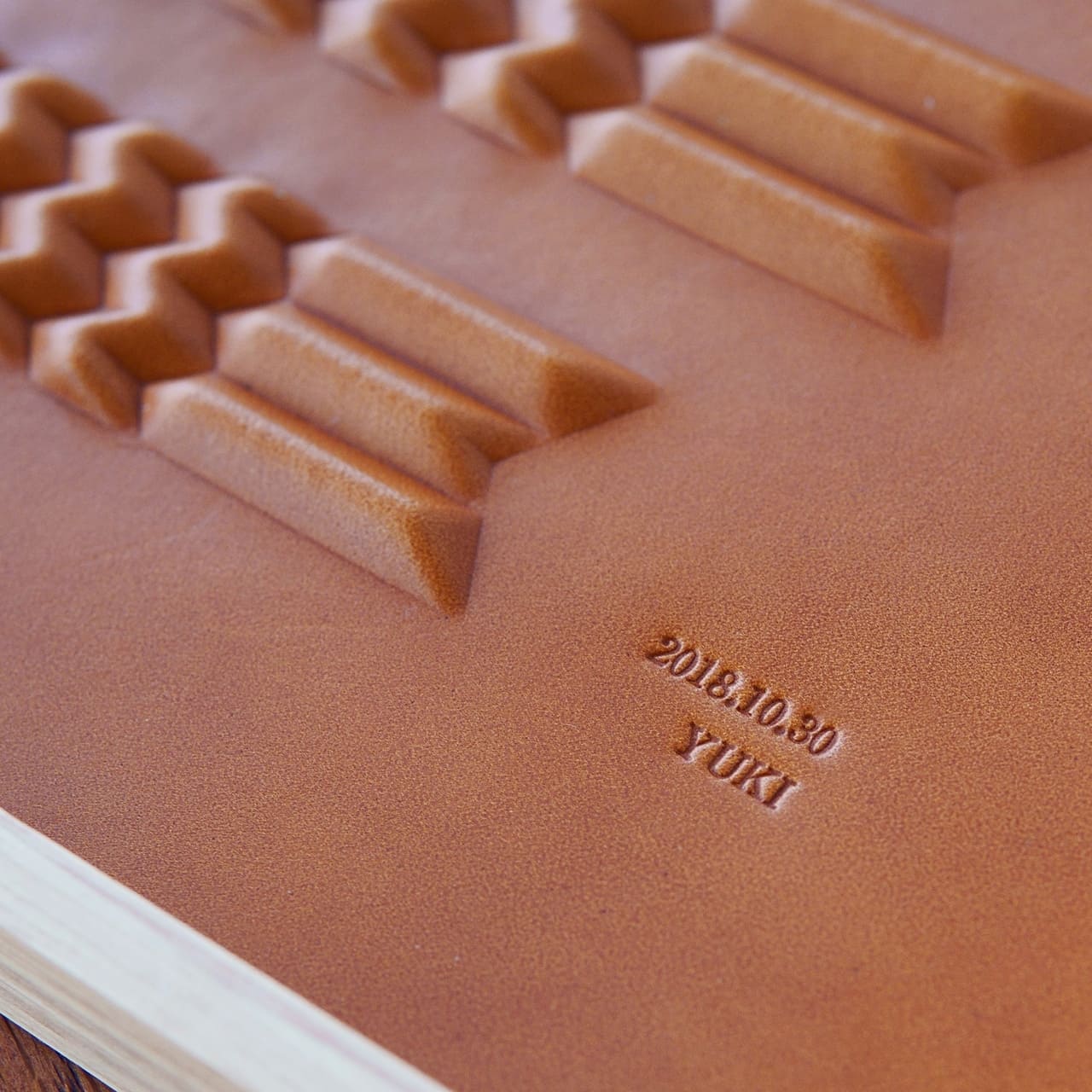colm_koi / コルム コイ